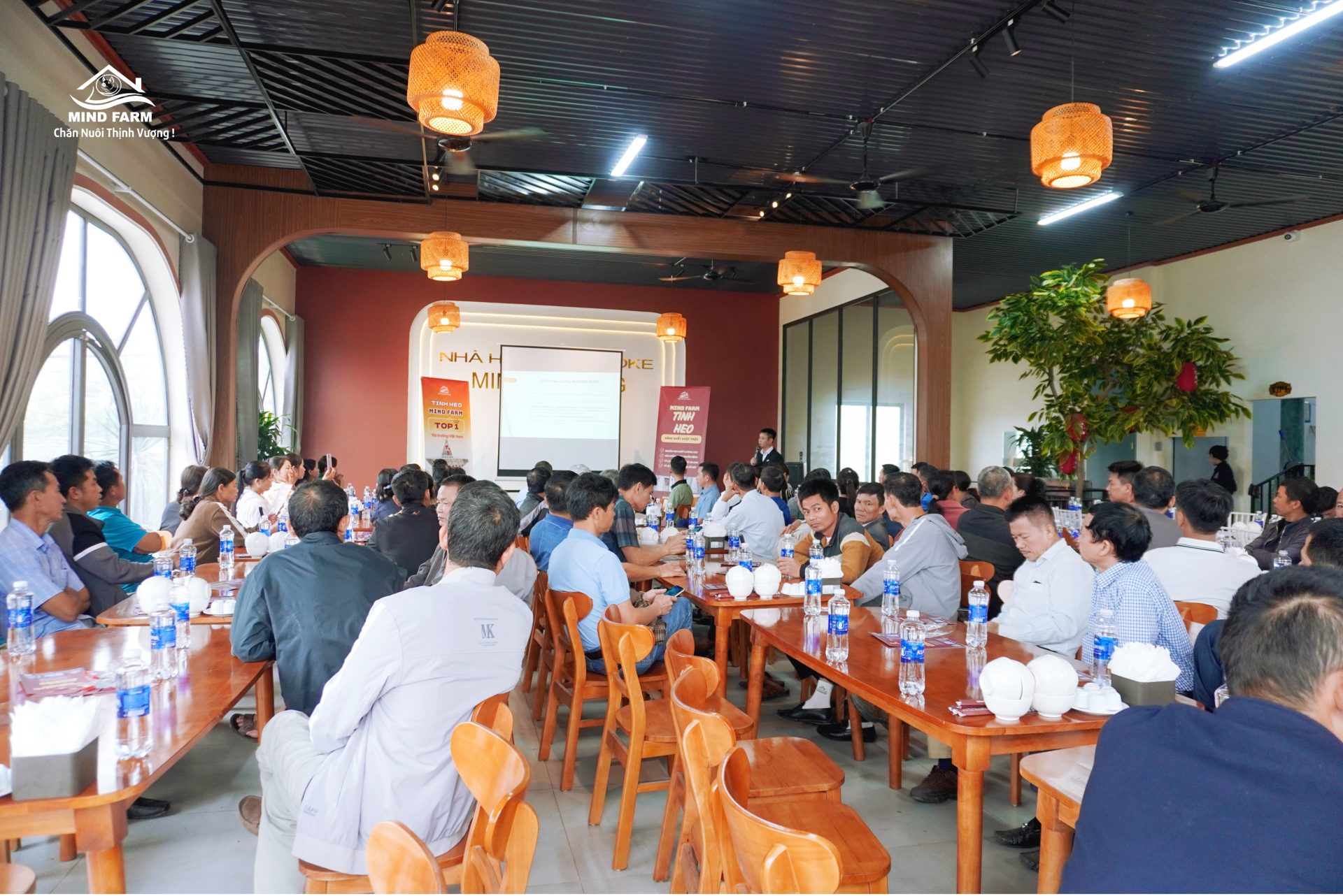 Nam Định: Hội thảo tinh heo - Gỡ rối kỹ thuật, nâng tầm chăn nuôi